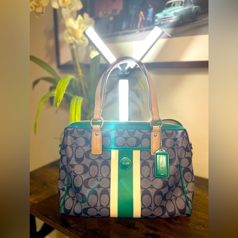 Coach Signature Purse